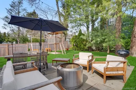 1304 Birch Hill Lane Mamaroneck NY 10543