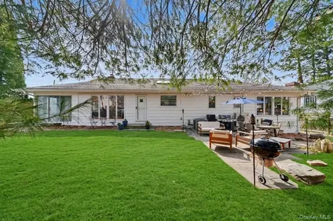 1304 Birch Hill Lane Mamaroneck NY 10543