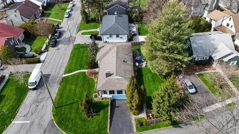 1304 Birch Hill Lane Mamaroneck NY 10543