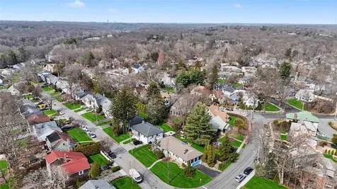 1304 Birch Hill Lane Mamaroneck NY 10543