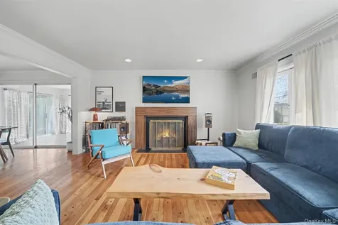 1304 Birch Hill Lane Mamaroneck NY 10543