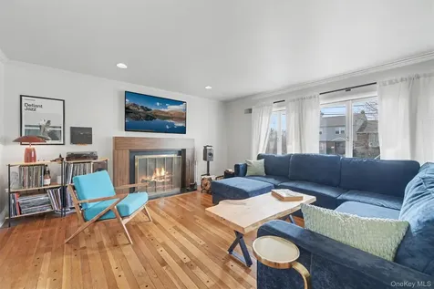 1304 Birch Hill Lane Mamaroneck NY 10543