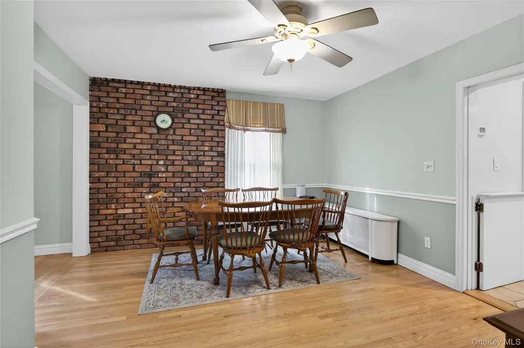 46 Monell Avenue Islip NY 11751
