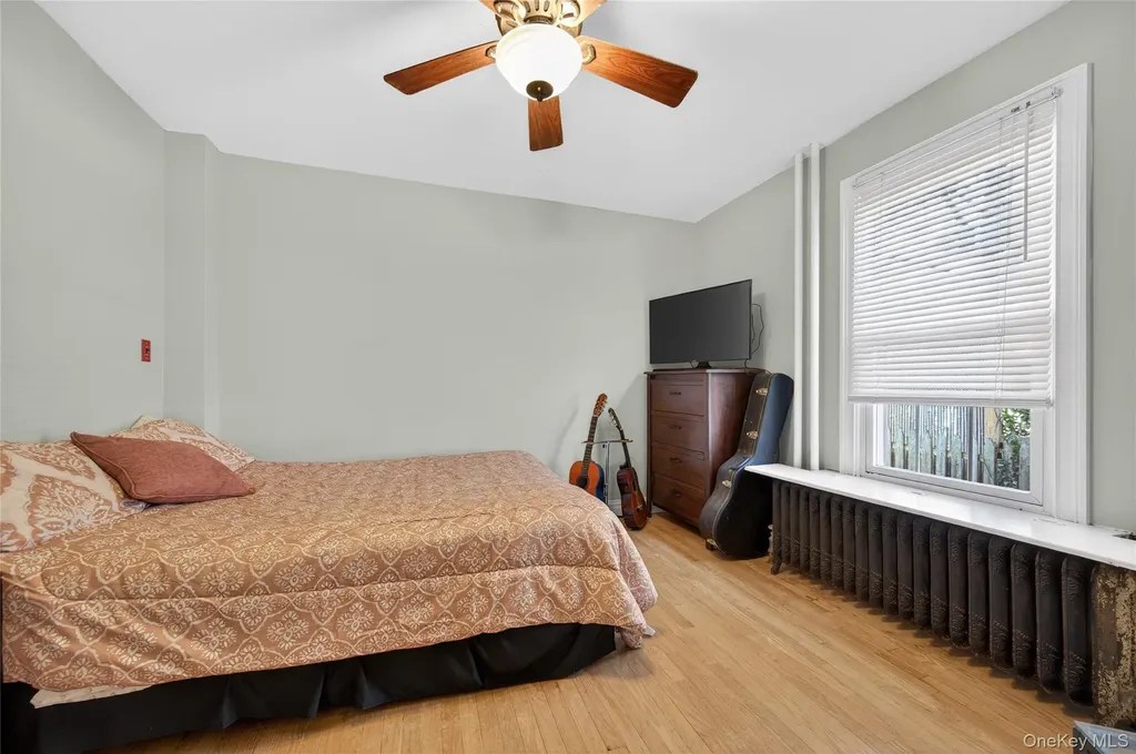 46 Monell Avenue Islip NY 11751