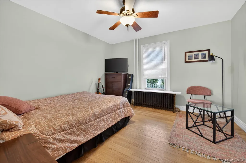 46 Monell Avenue Islip NY 11751