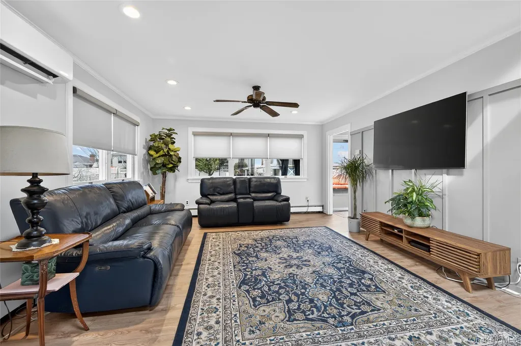 46 Monell Avenue Islip NY 11751