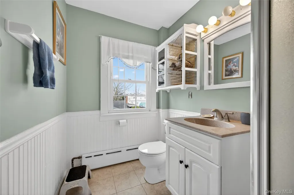 46 Monell Avenue Islip NY 11751