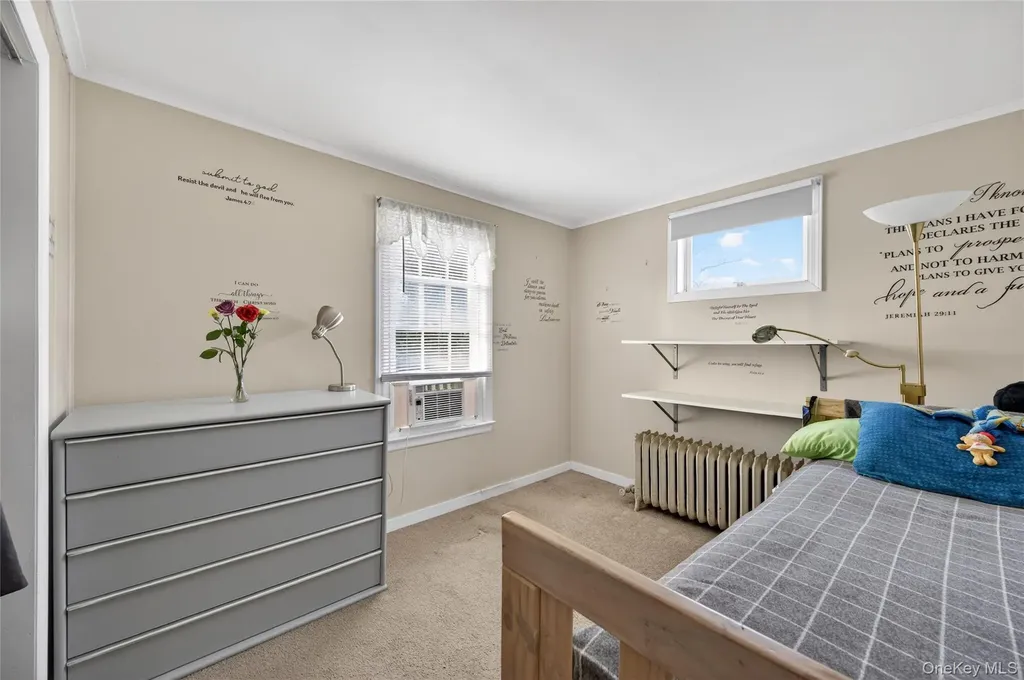 46 Monell Avenue Islip NY 11751