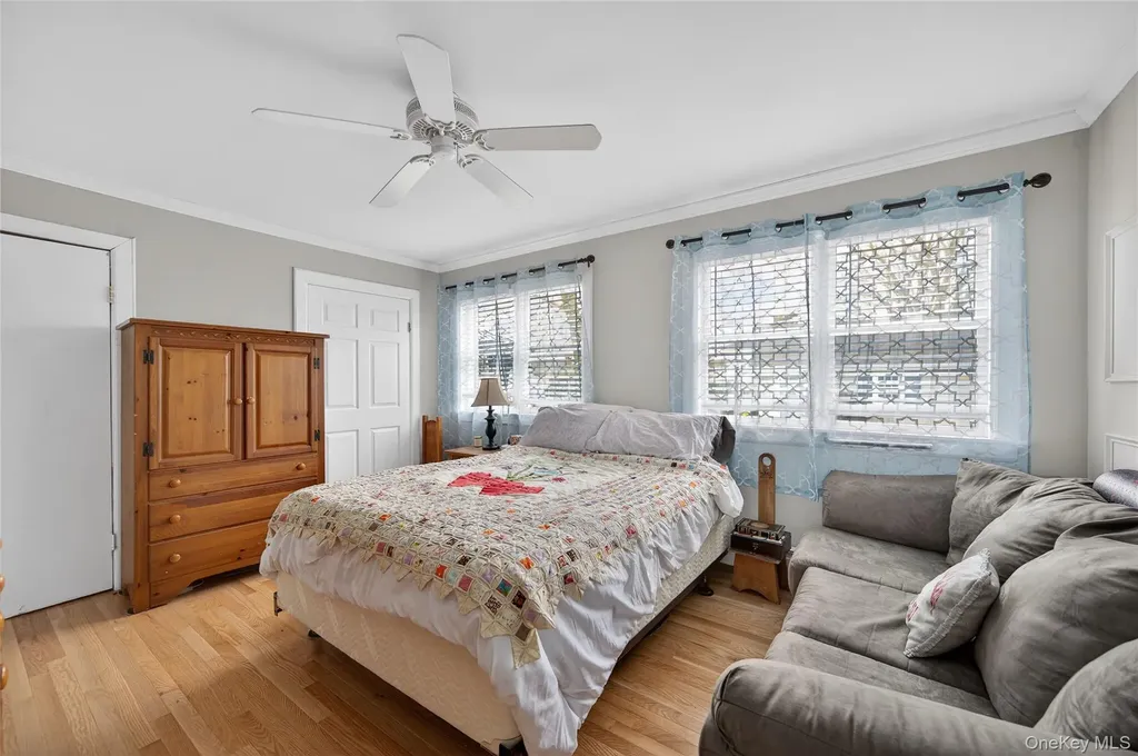 46 Monell Avenue Islip NY 11751