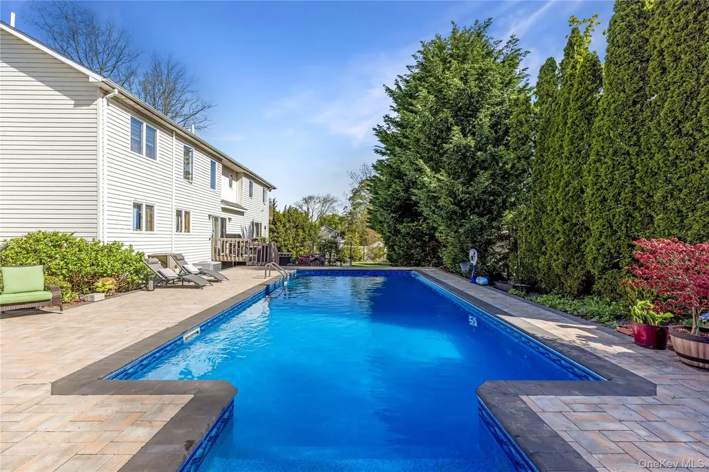 27 Cypress Drive Kings Park NY 11754