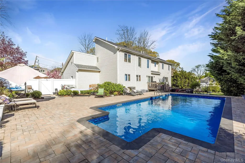 27 Cypress Drive Kings Park NY 11754
