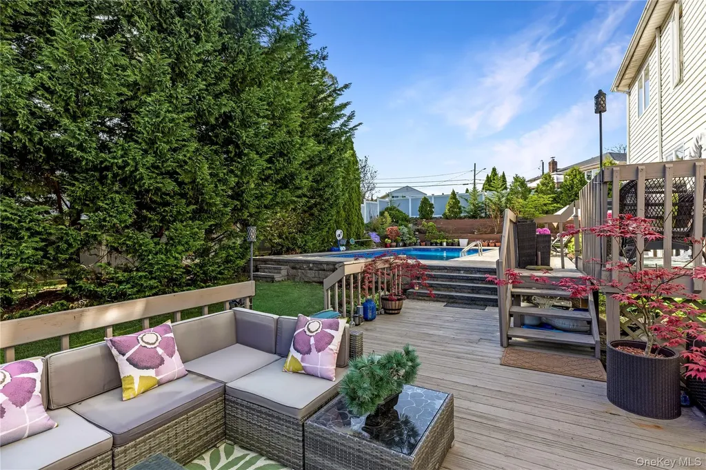 27 Cypress Drive Kings Park NY 11754