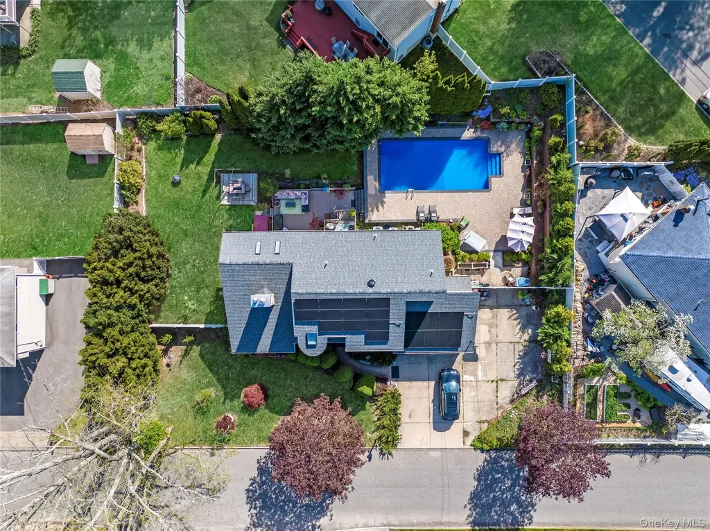 27 Cypress Drive Kings Park NY 11754