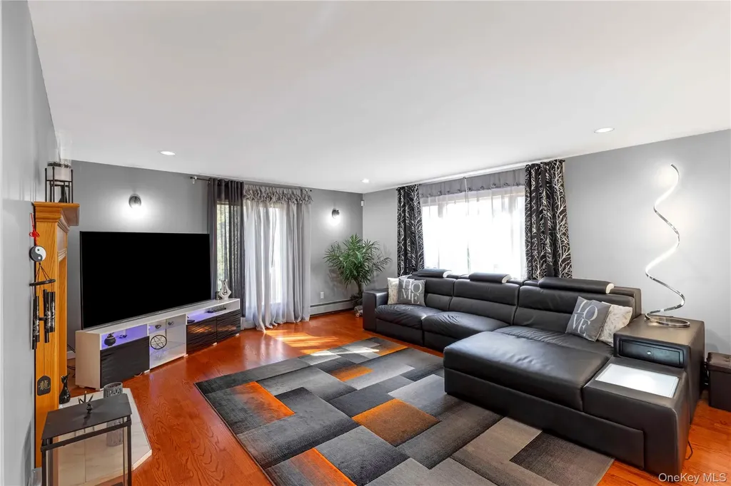 27 Cypress Drive Kings Park NY 11754