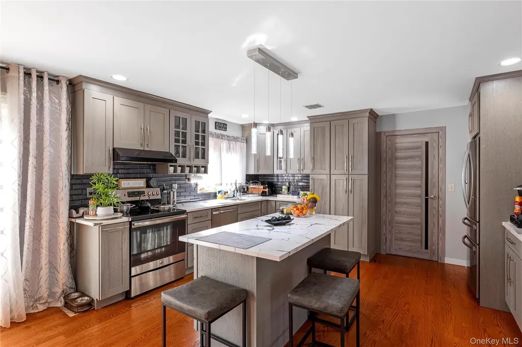 27 Cypress Drive Kings Park NY 11754