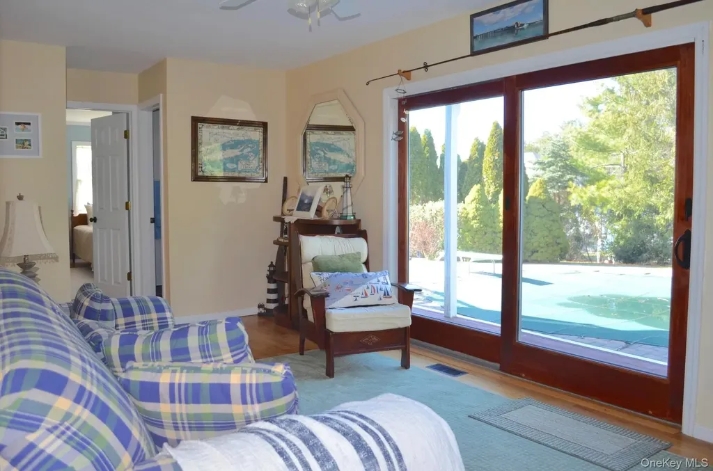 16 Grant Boulevard Hampton Bays NY 11946
