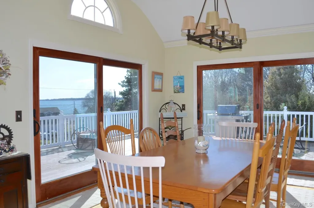 16 Grant Boulevard Hampton Bays NY 11946
