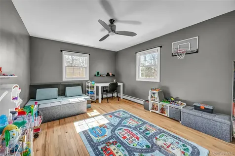 111 Vicki Lane Hopewell Junction NY 12533
