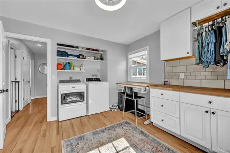 111 Vicki Lane Hopewell Junction NY 12533