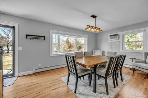 111 Vicki Lane Hopewell Junction NY 12533