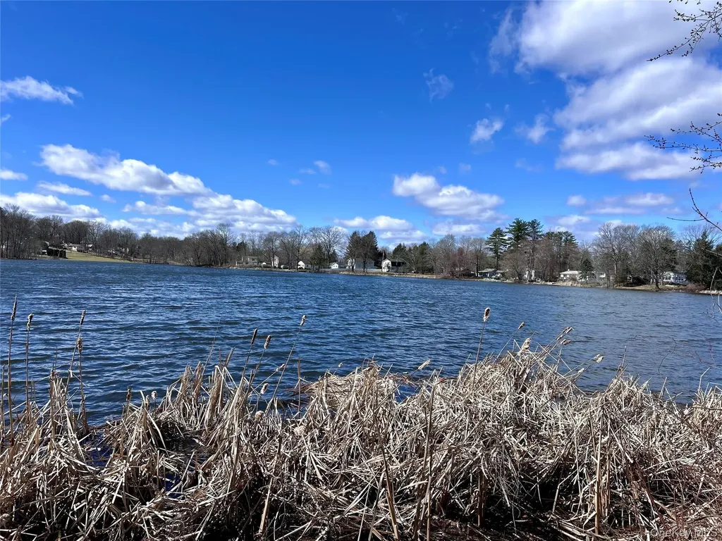 759 E Hillside Road Wappingers Falls NY 12590