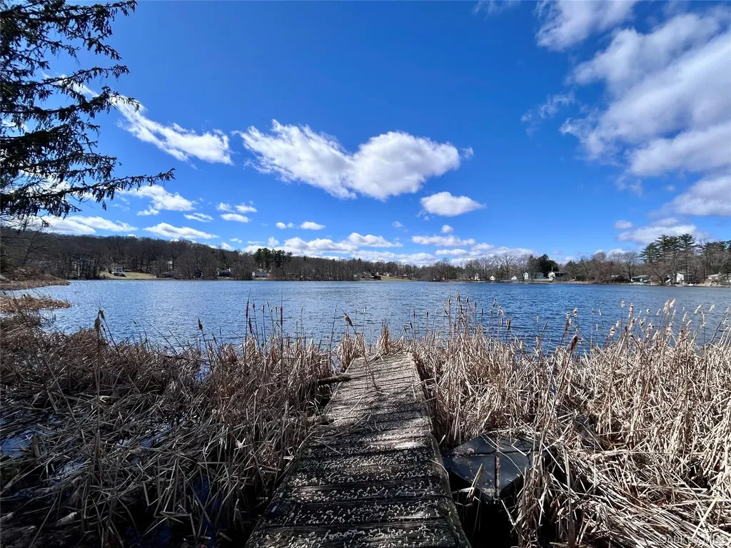 759 E Hillside Road Wappingers Falls NY 12590