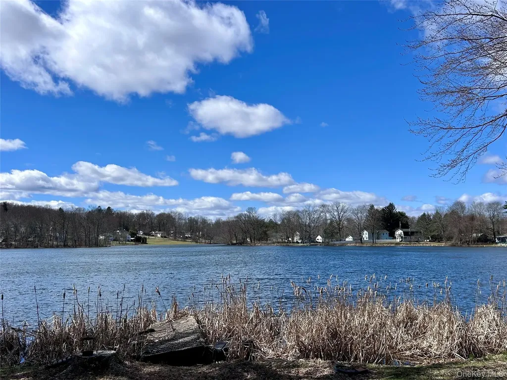 759 E Hillside Road Wappingers Falls NY 12590