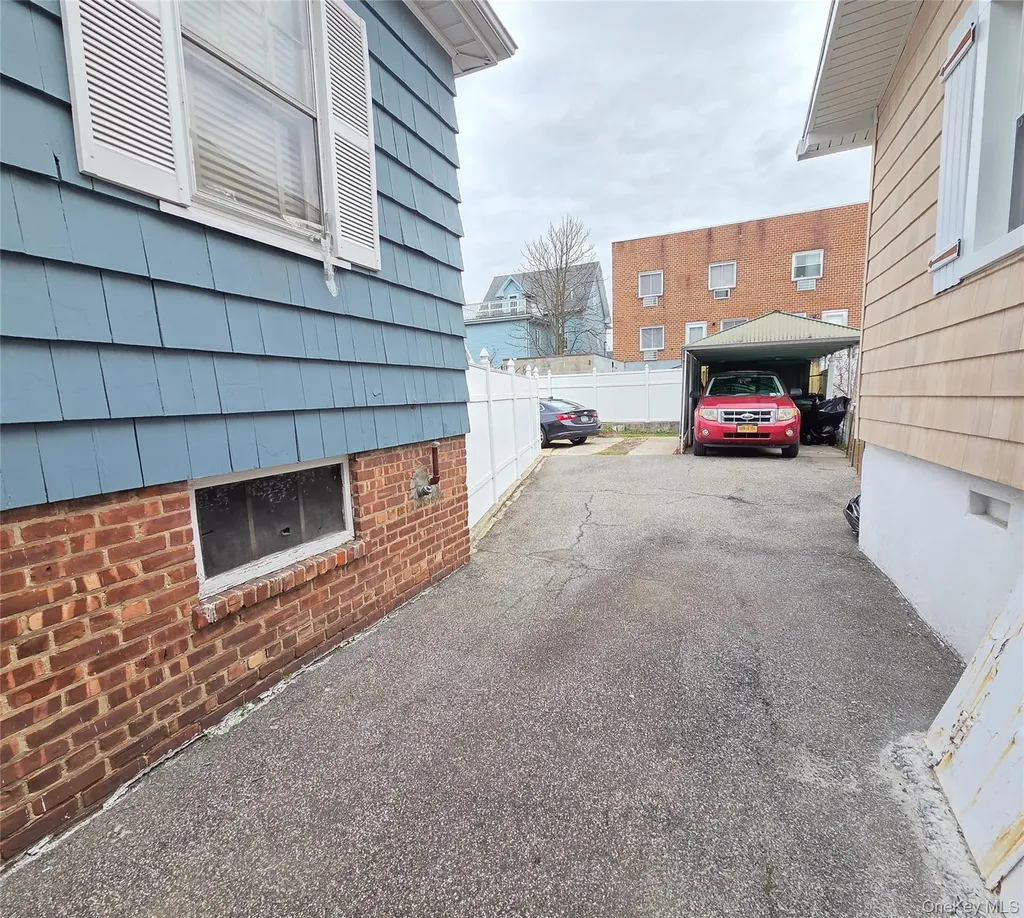 242 Graff Avenue Bronx NY 10465
