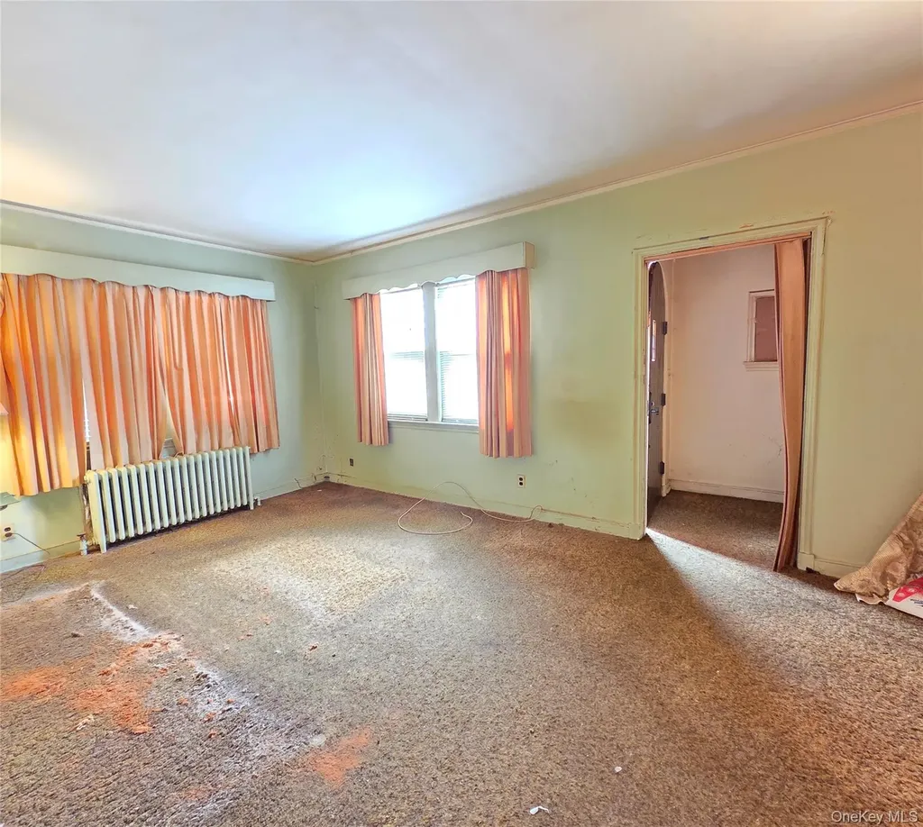 242 Graff Avenue Bronx NY 10465