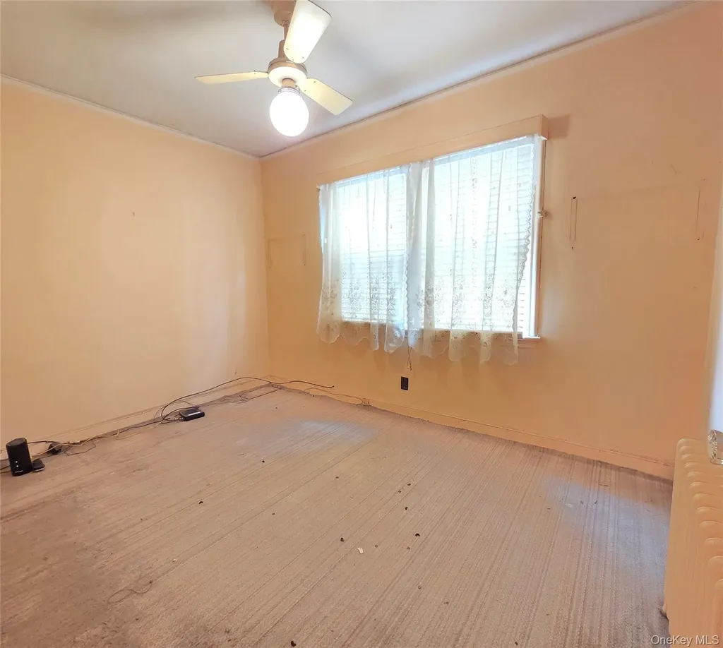 242 Graff Avenue Bronx NY 10465