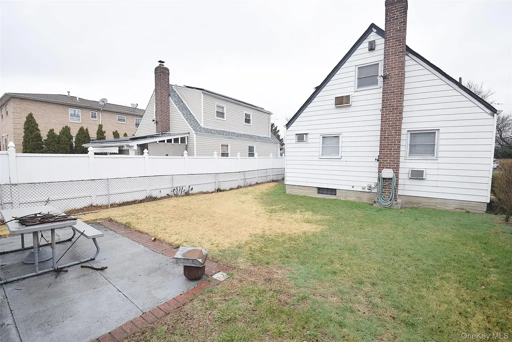 6332 138th Street Flushing NY 11367