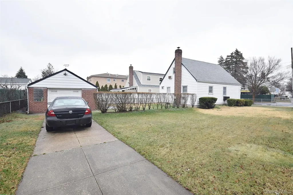 6332 138th Street Flushing NY 11367