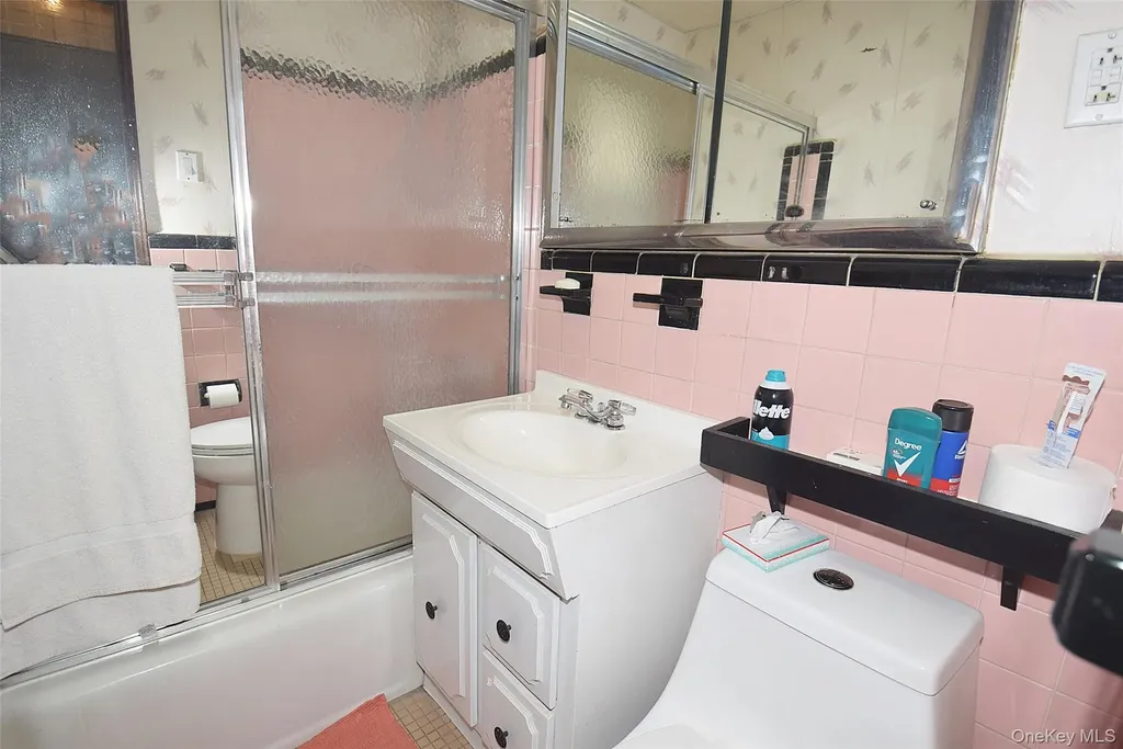 6332 138th Street Flushing NY 11367