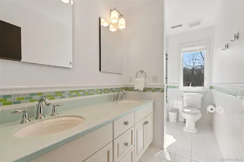15 Haights Cross Road Chappaqua NY 10514