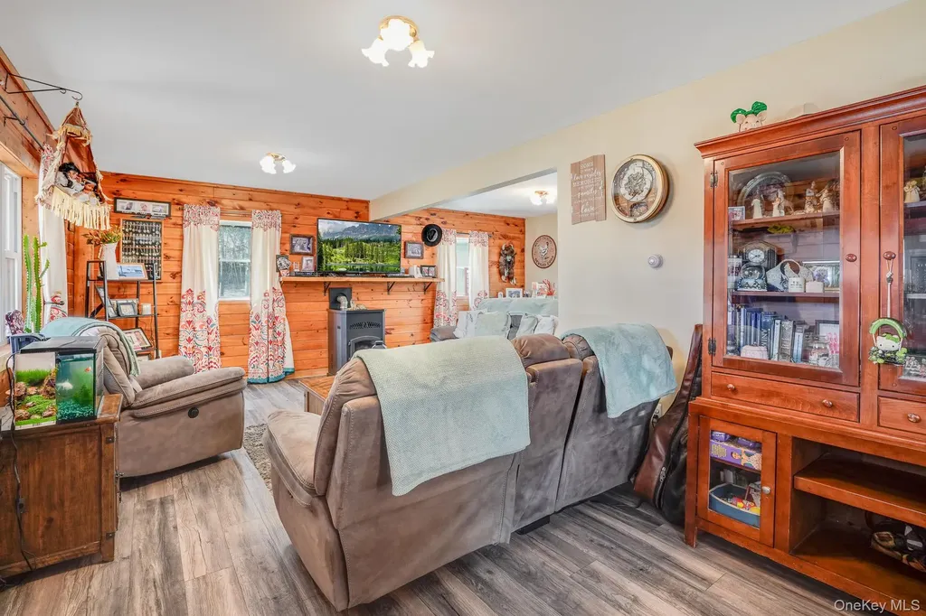 11 Gale Road Mongaup Valley NY 12762