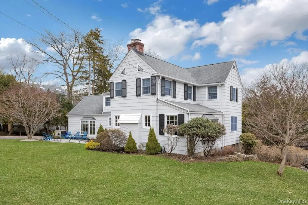 4 Greyrock Terrace Irvington NY 10533