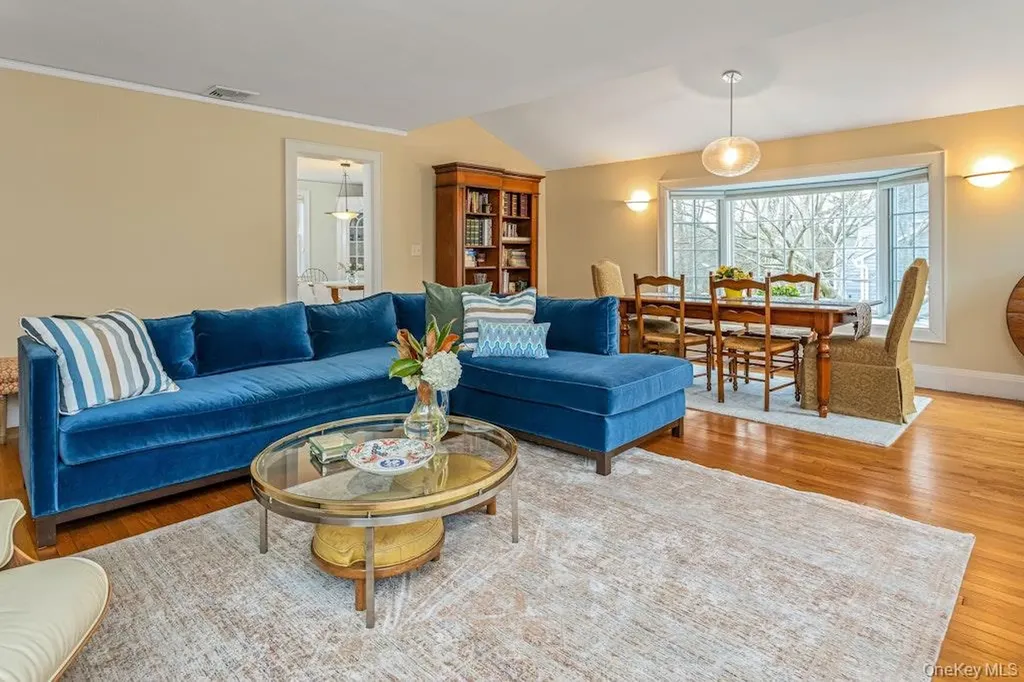 4 Greyrock Terrace Irvington NY 10533