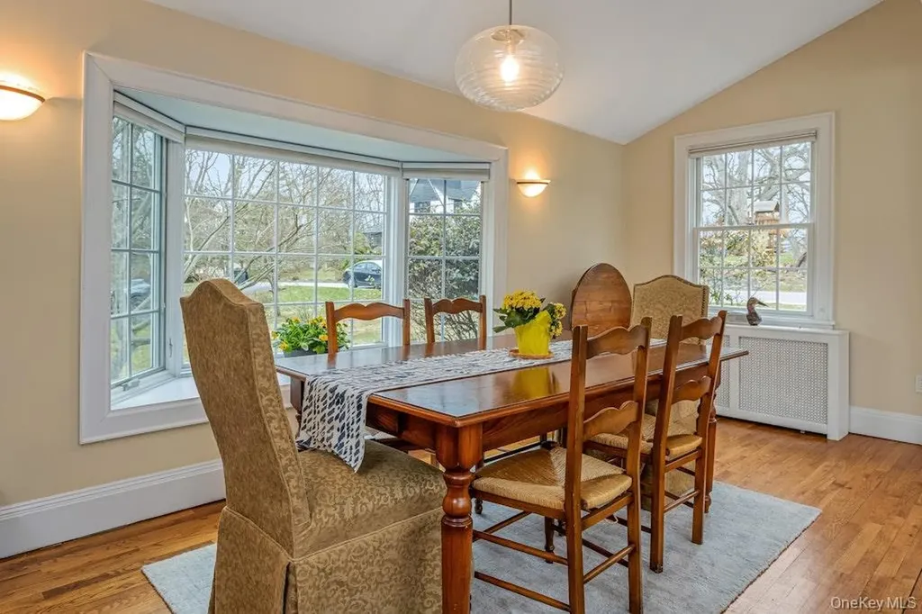 4 Greyrock Terrace Irvington NY 10533