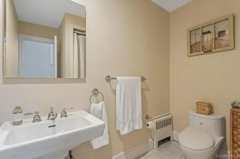 4 Greyrock Terrace Irvington NY 10533