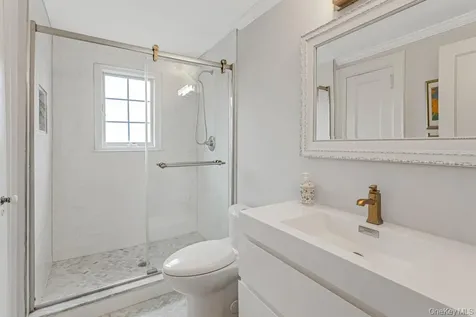 4 Greyrock Terrace Irvington NY 10533