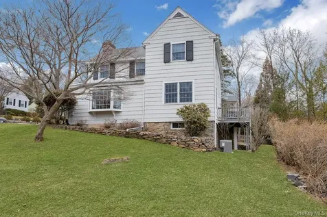 4 Greyrock Terrace Irvington NY 10533