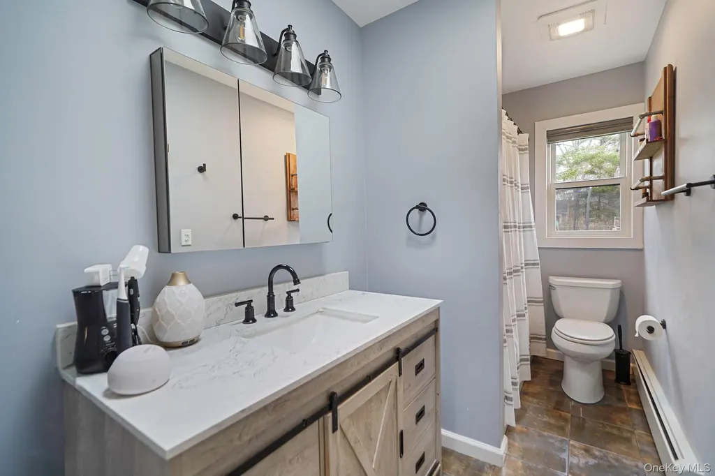 15 Vee Jay Drive Shoreham NY 11786