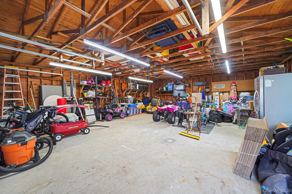 15 Vee Jay Drive Shoreham NY 11786