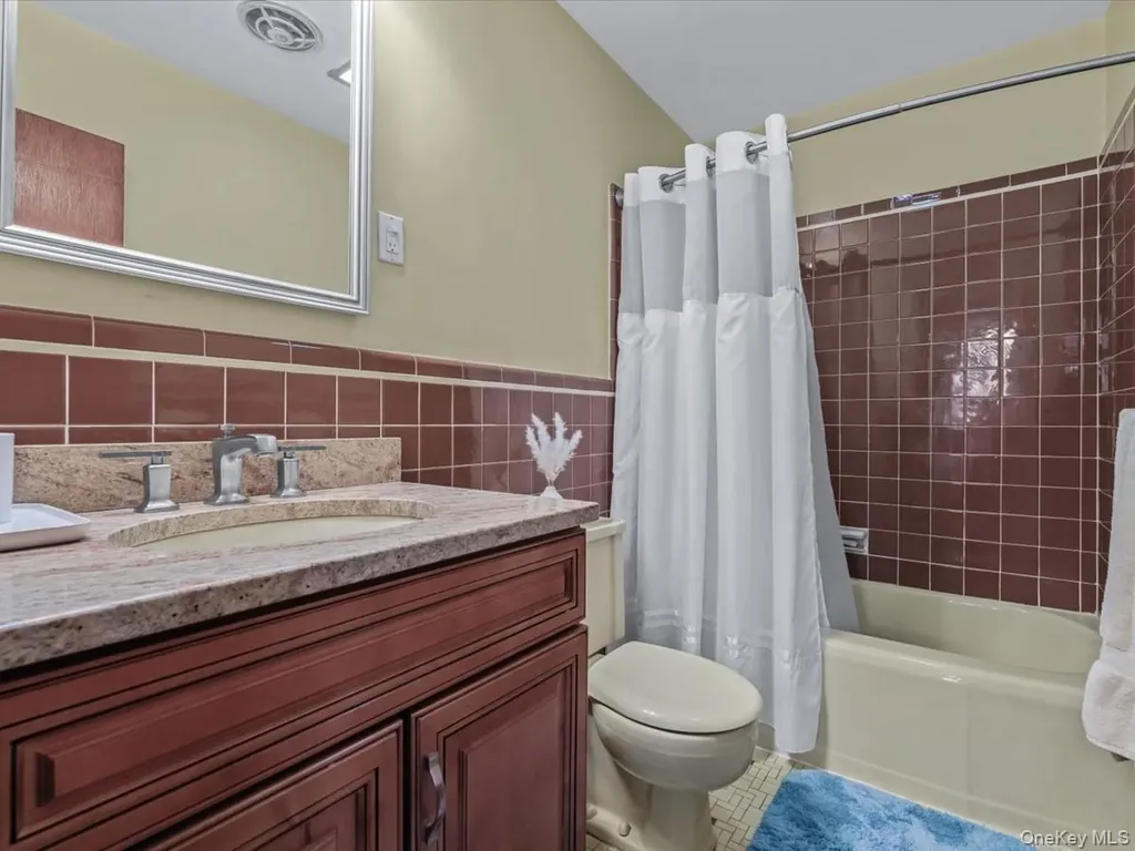 37 Berkshire Road Yonkers NY 10710