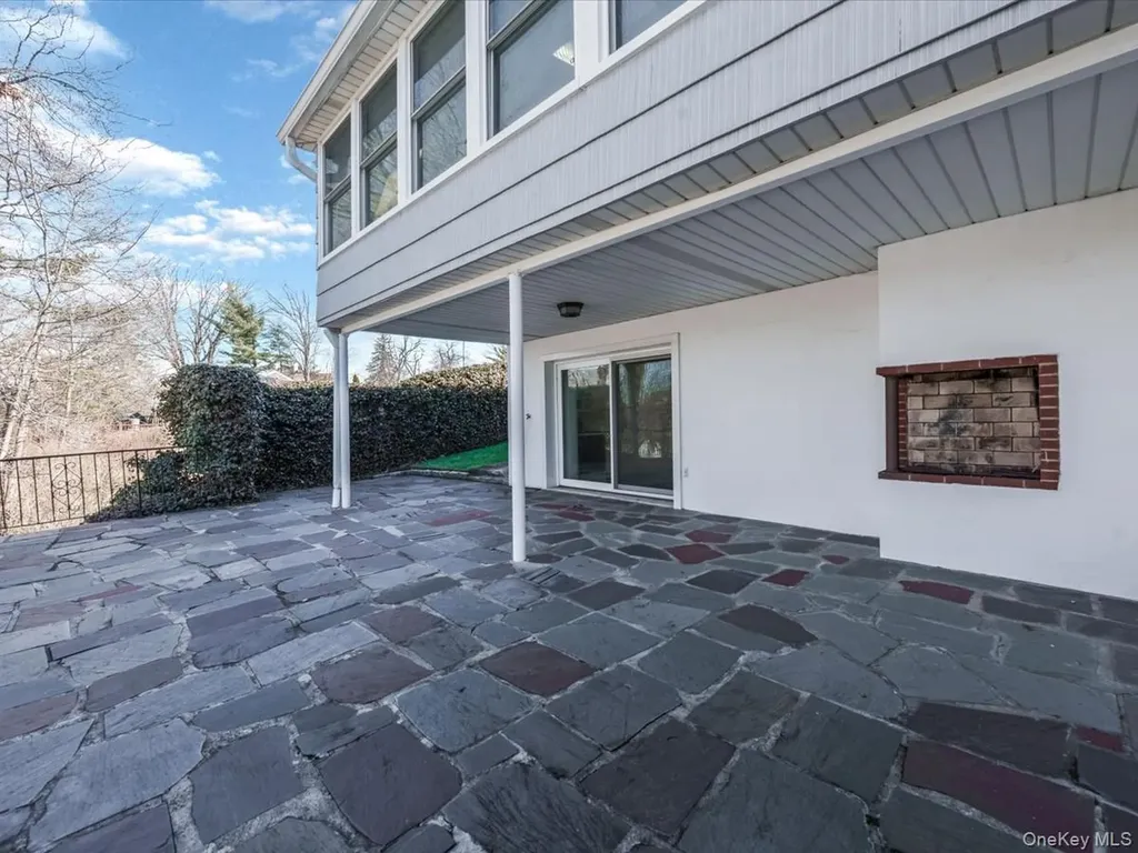 37 Berkshire Road Yonkers NY 10710