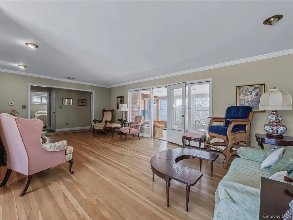 37 Berkshire Road Yonkers NY 10710