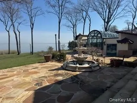 1 Sea Crest Drive Lloyd Neck NY 11743