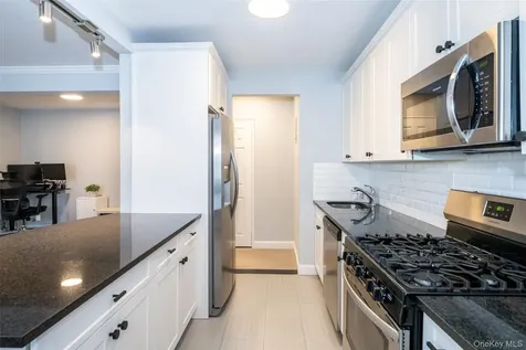 4 Sadore Lane Yonkers NY 10710