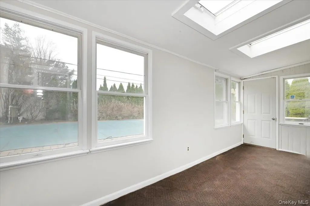 4000 Avoca Avenue Bethpage NY 11714