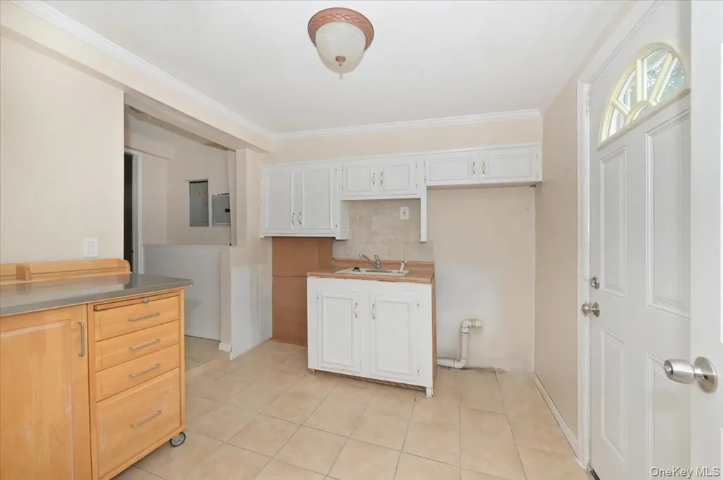 4000 Avoca Avenue Bethpage NY 11714